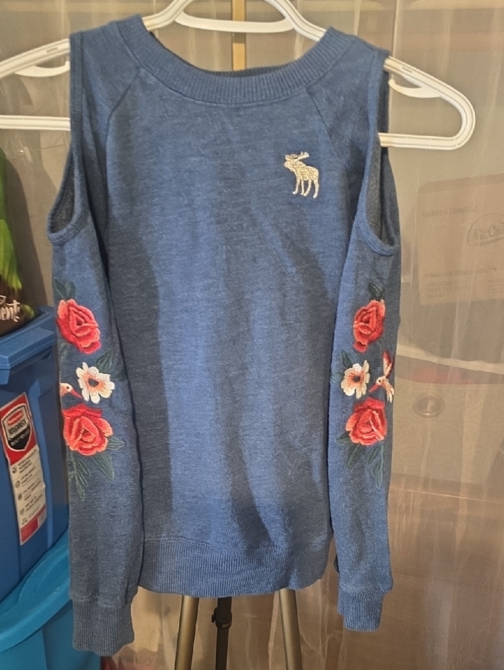 abercrombie Cold-Shoulder Floral Moose Crew Sweater Kids Size 10